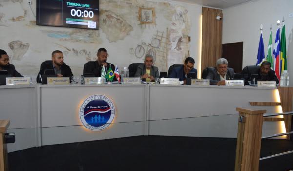Imagens da Câmara de Iraquara realiza duas sessões ordinárias com aprovação de projetos e apresentação de importantes ações para o município