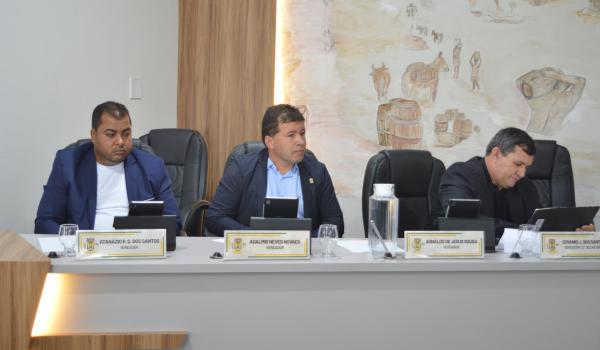 Imagens da Câmara de Iraquara retoma sessões ordinárias após o recesso junino