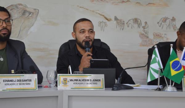 Imagens da Câmara de Iraquara debate regulamentação de carros de som e aprova projeto da Mini Fazendinha